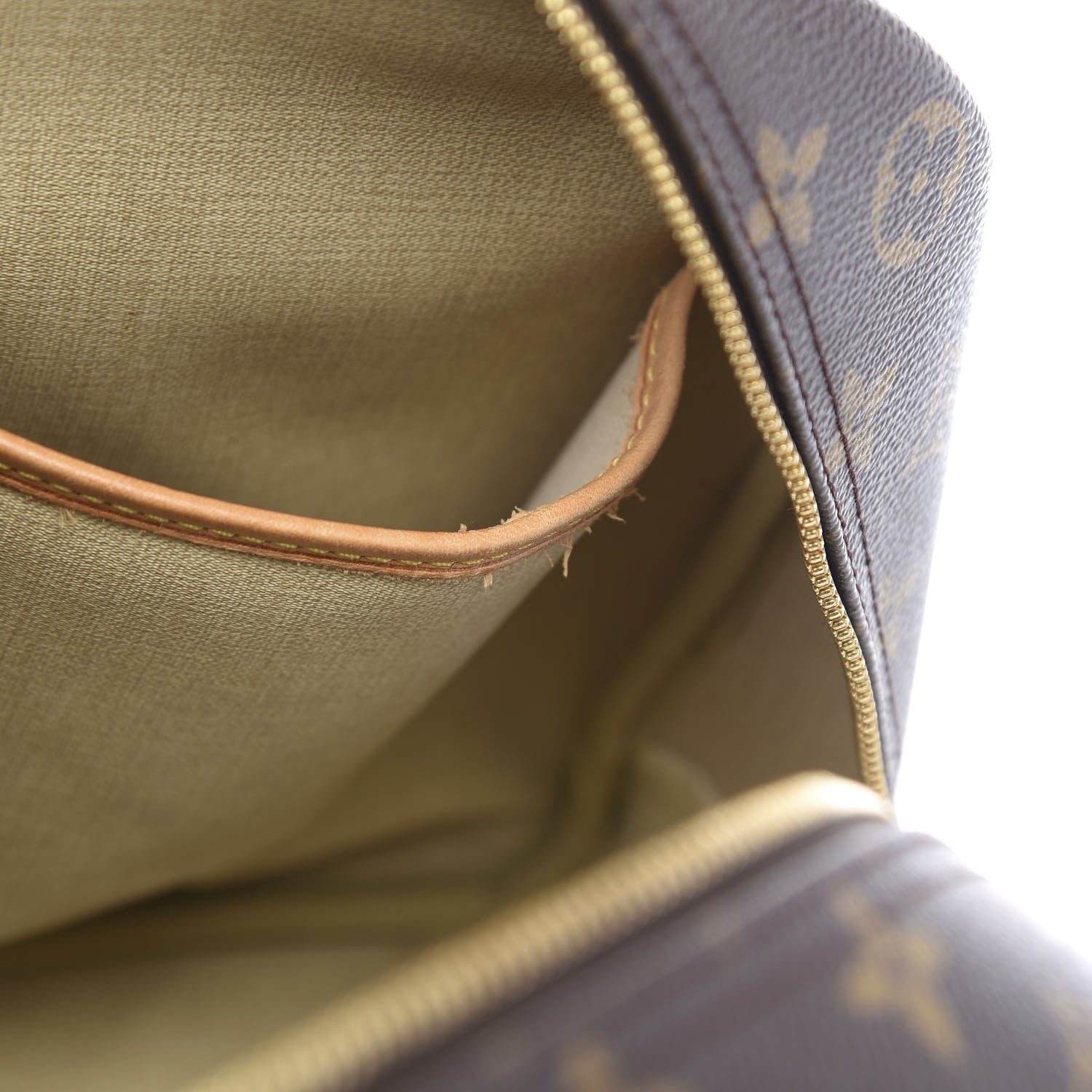 Louis Vuitton Monogram Deauville 6 of 19