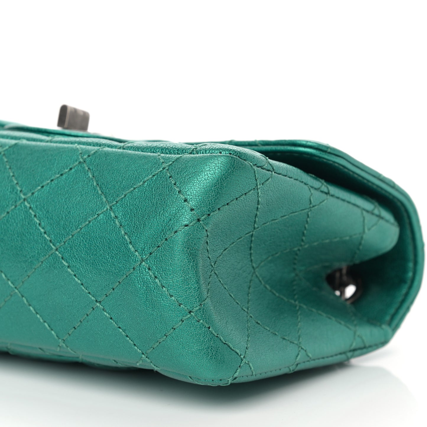 Metallic Sheepskin Quilted 2.55 Reissue Mini Flap Green