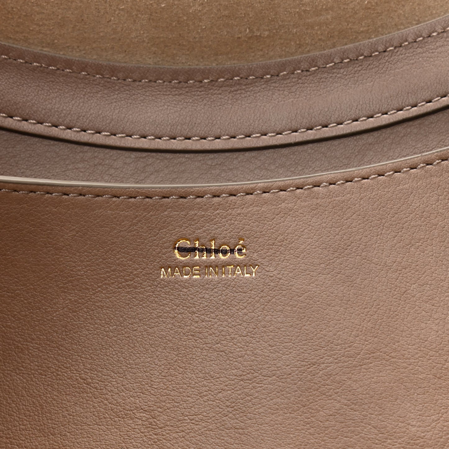 Grain Calfskin Kiss Hobo Motty Grey
