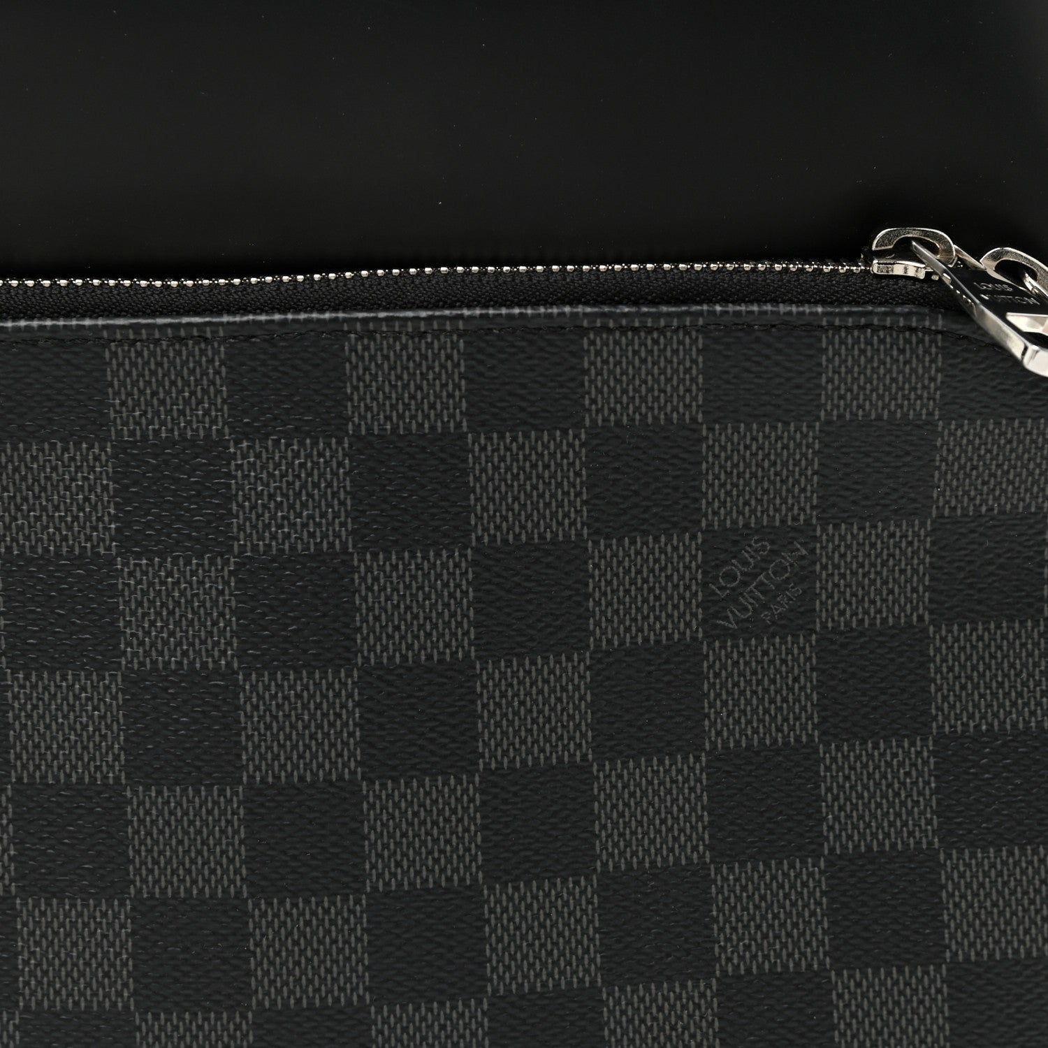 Louis Vuitton Damier Graphite Dayton Reporter PM 7 of 10