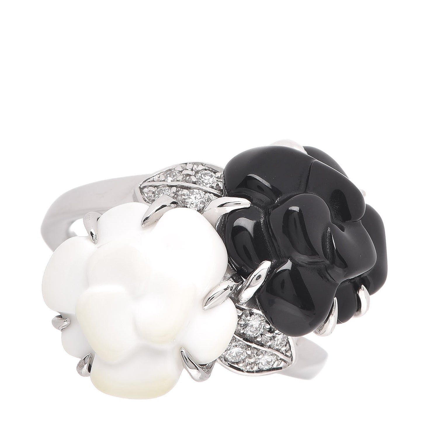 18K White Gold Diamond Onyx White Agate Camelia Sculpte Ring 50 5.25