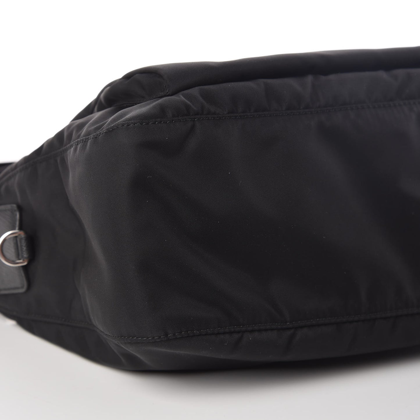 Nylon Flat Messenger Bag Black