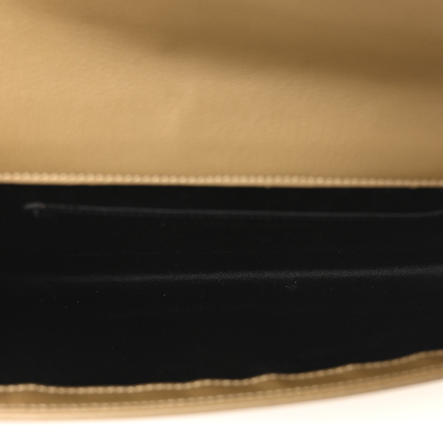 Saint Laurent Calfskin Monogram Large Belle De Jour Clutch Beige 5 of 10