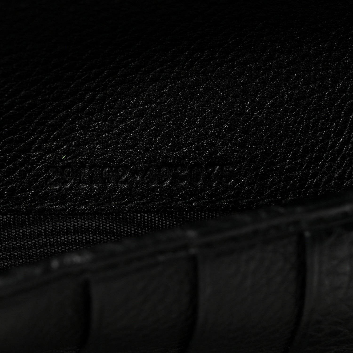 Gucci Pebbled Calfskin Soho Zip Around Wallet Black 7 of 8