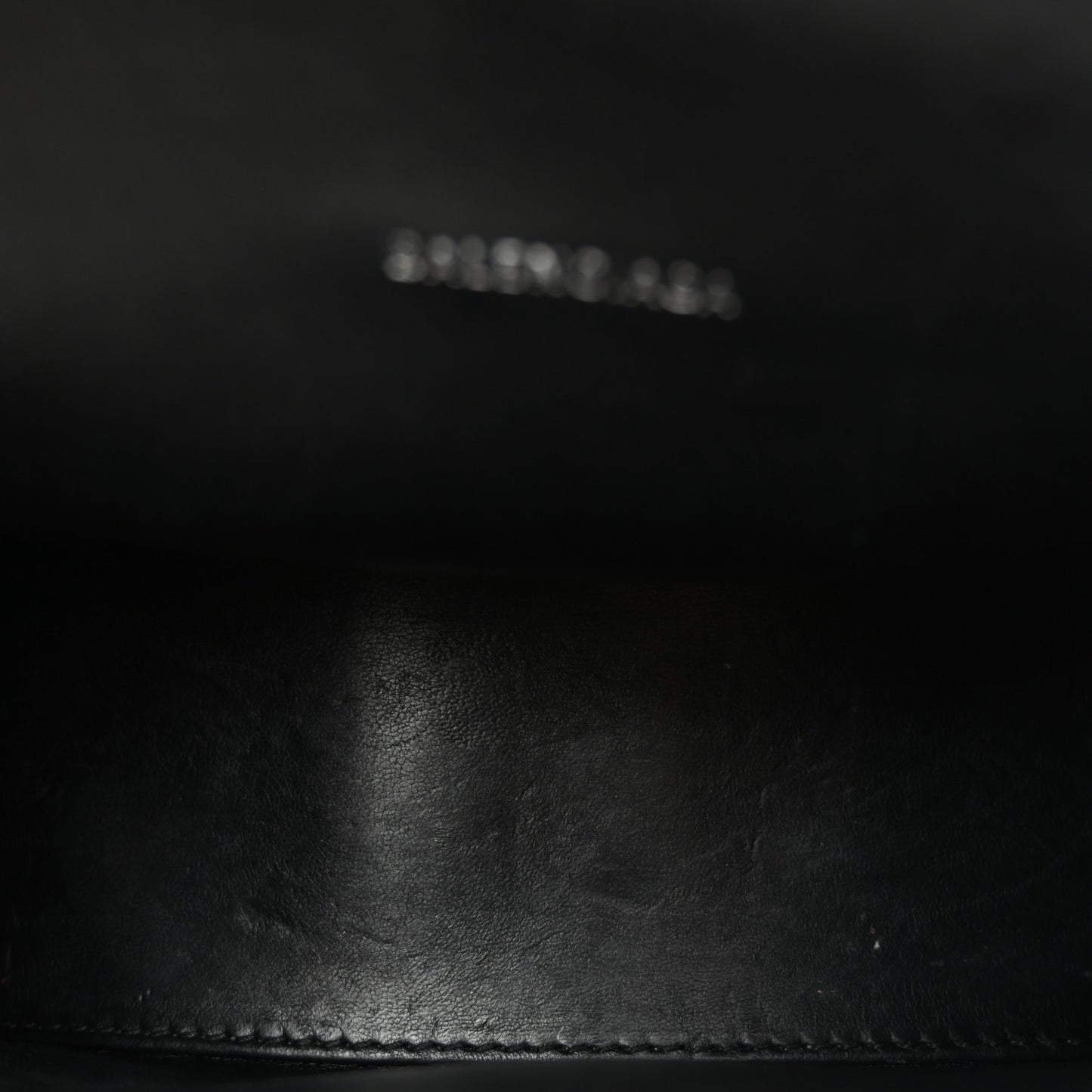 Shiny Calfskin Monochrome Crocodile Embossed Hourglass Top Handle Bag XS Black