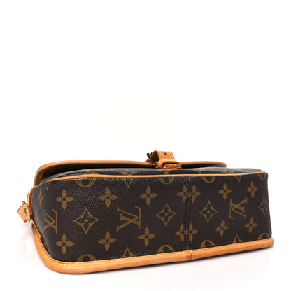 Louis Vuitton Monogram Sologne 4 of 8