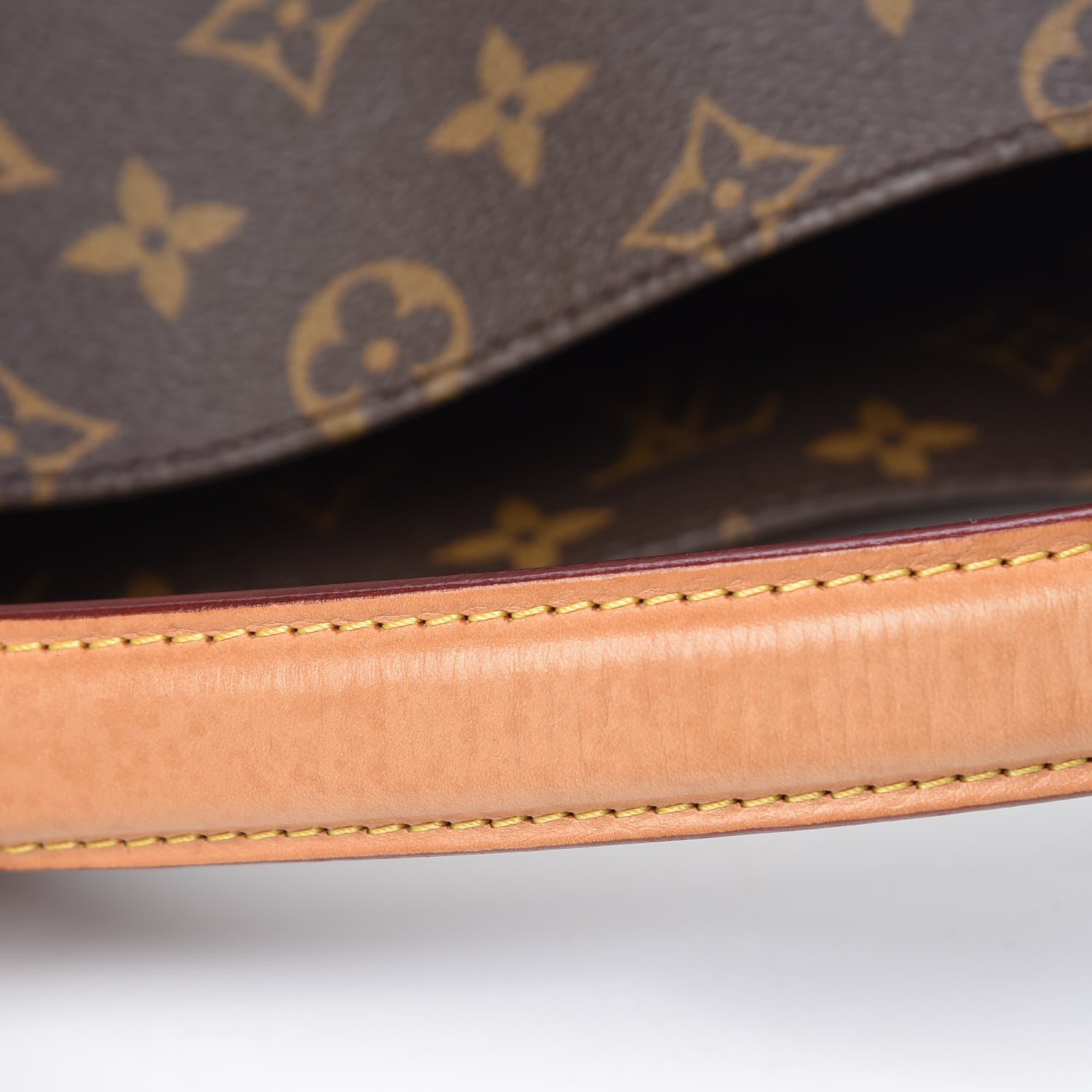 Louis Vuitton Monogram Metis 10 of 12