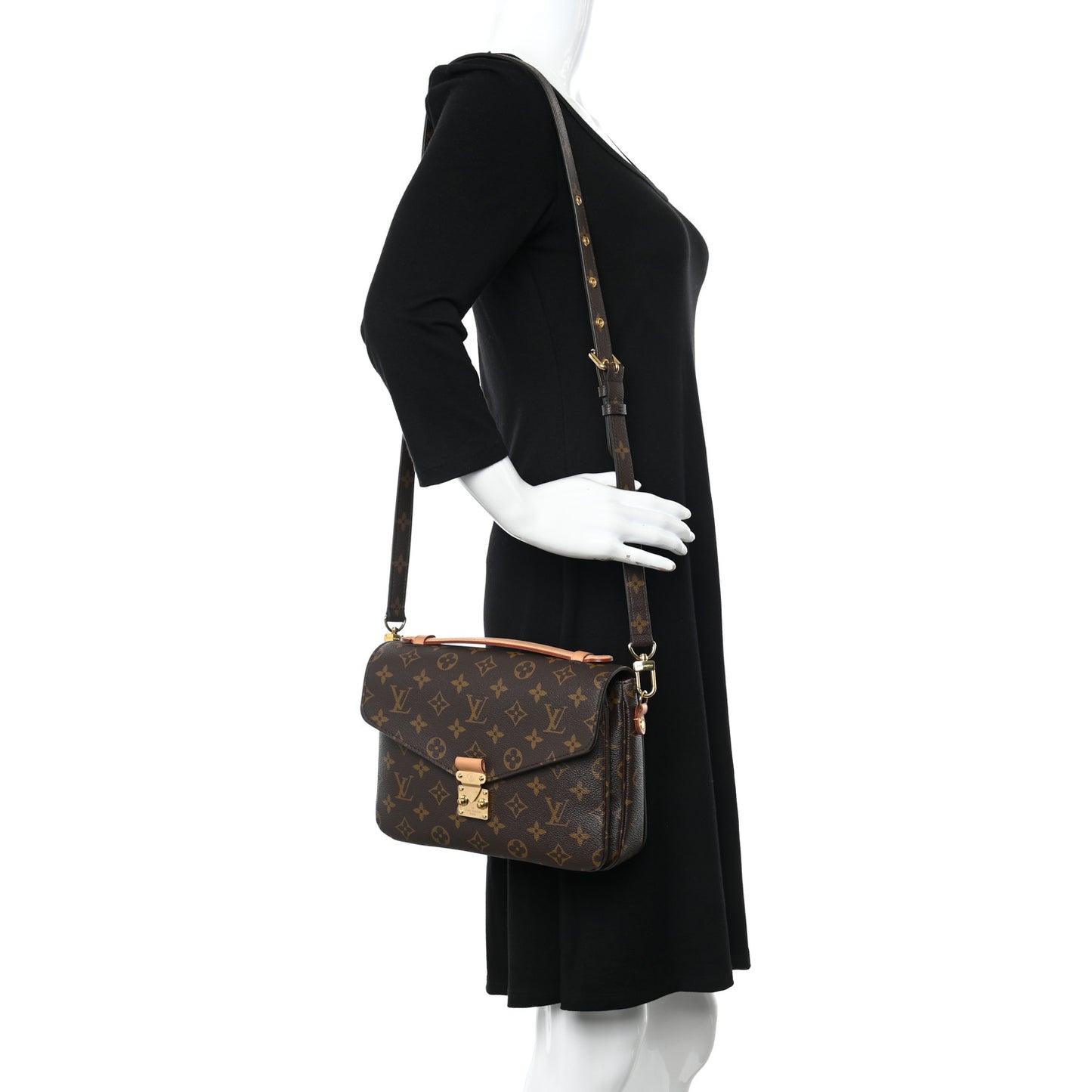 Monogram Pochette Metis