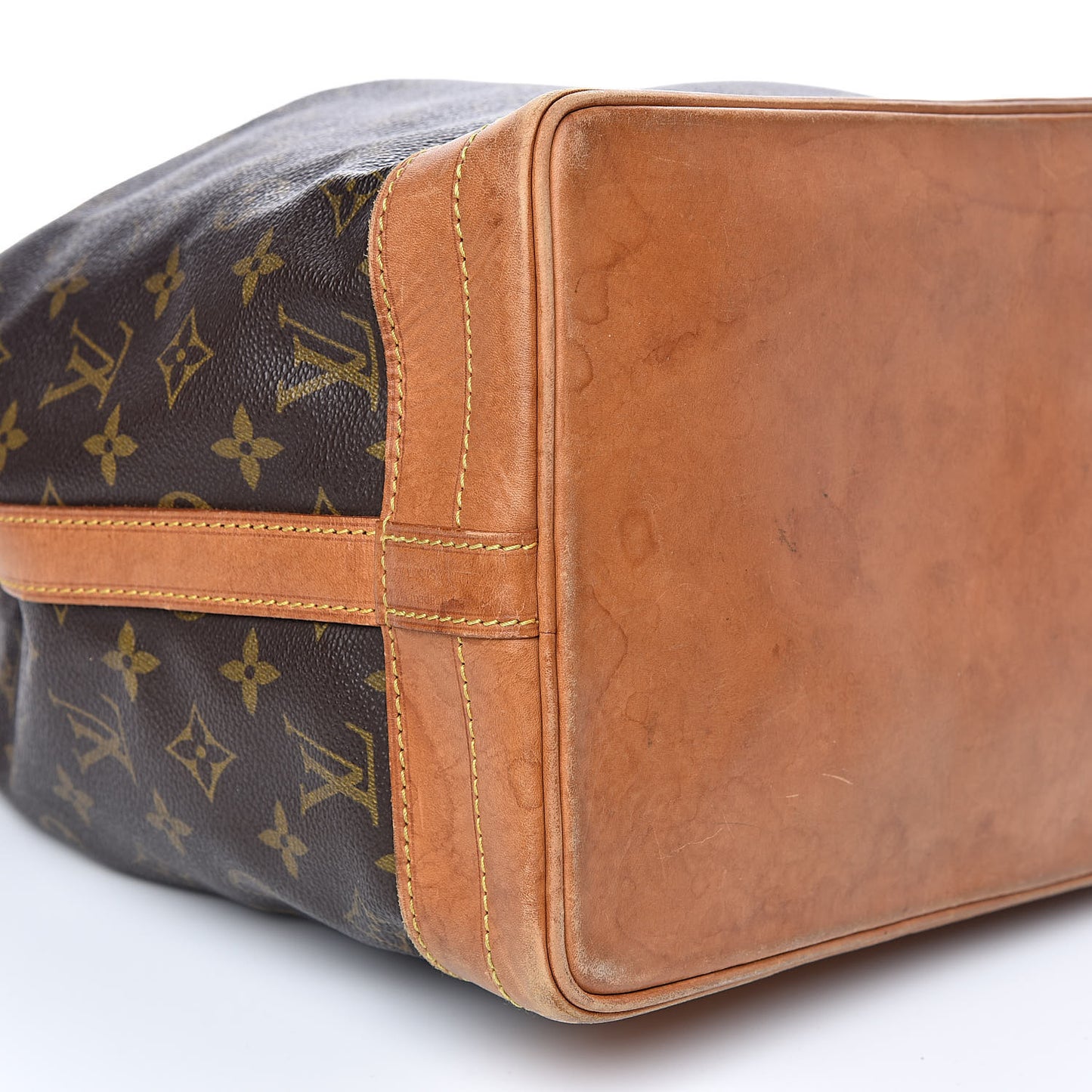 Monogram Noe
