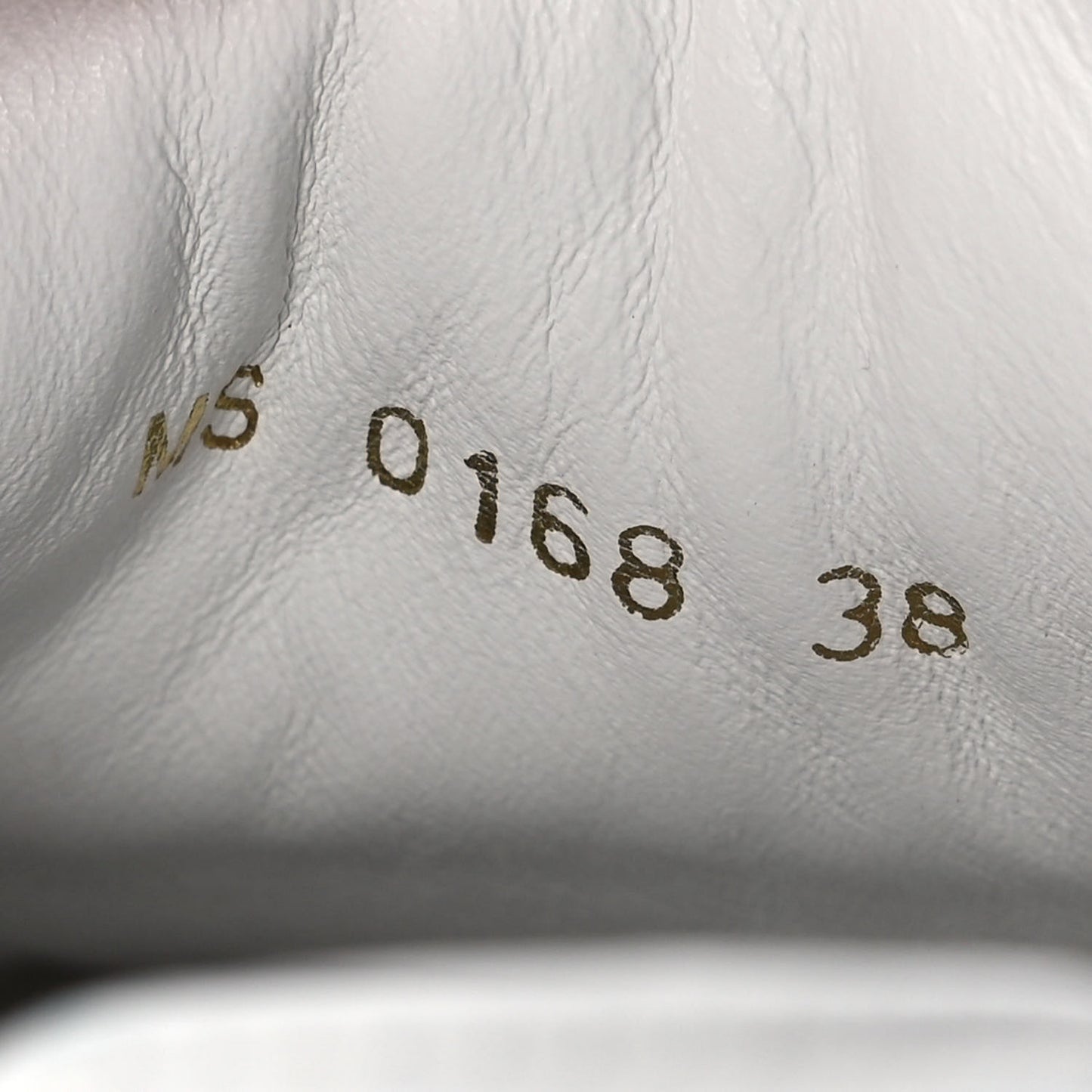 Calfskin Front Row Sneaker 38 White