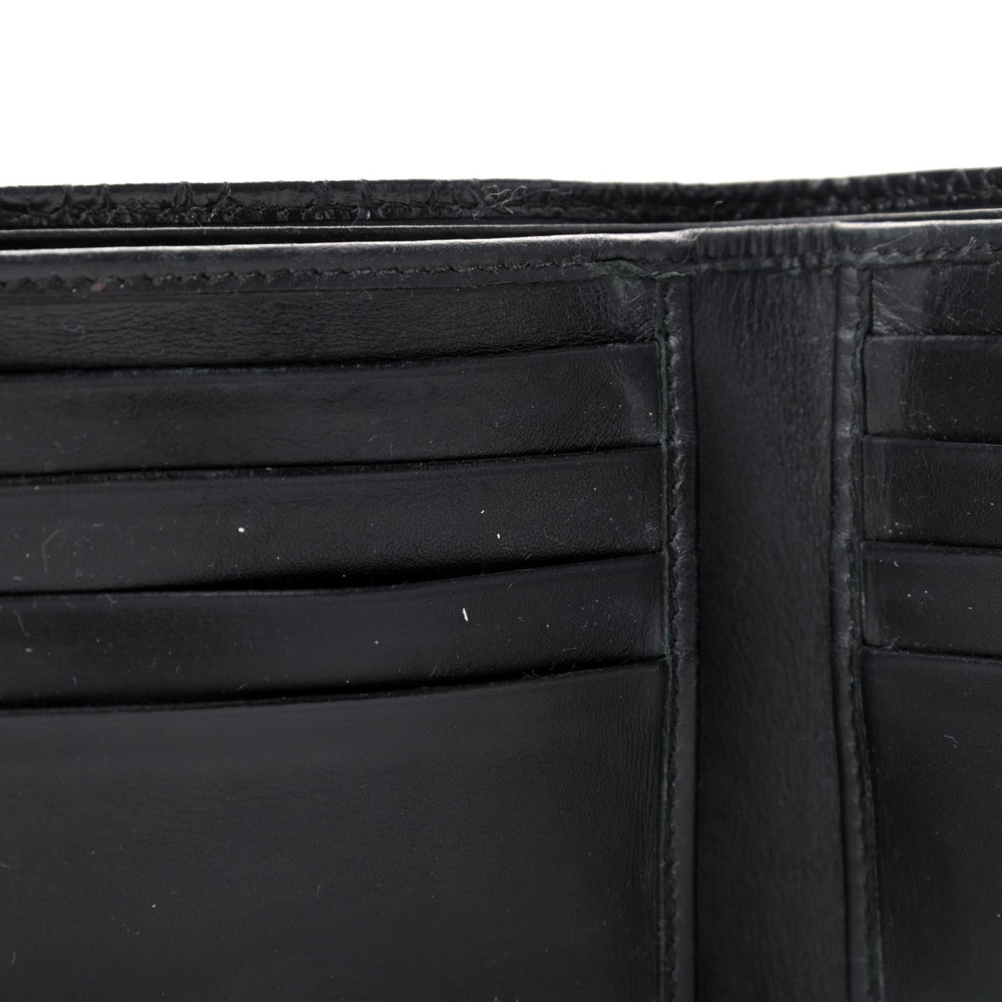 Calfskin Crocodile Embossed Billfold Wallet Black