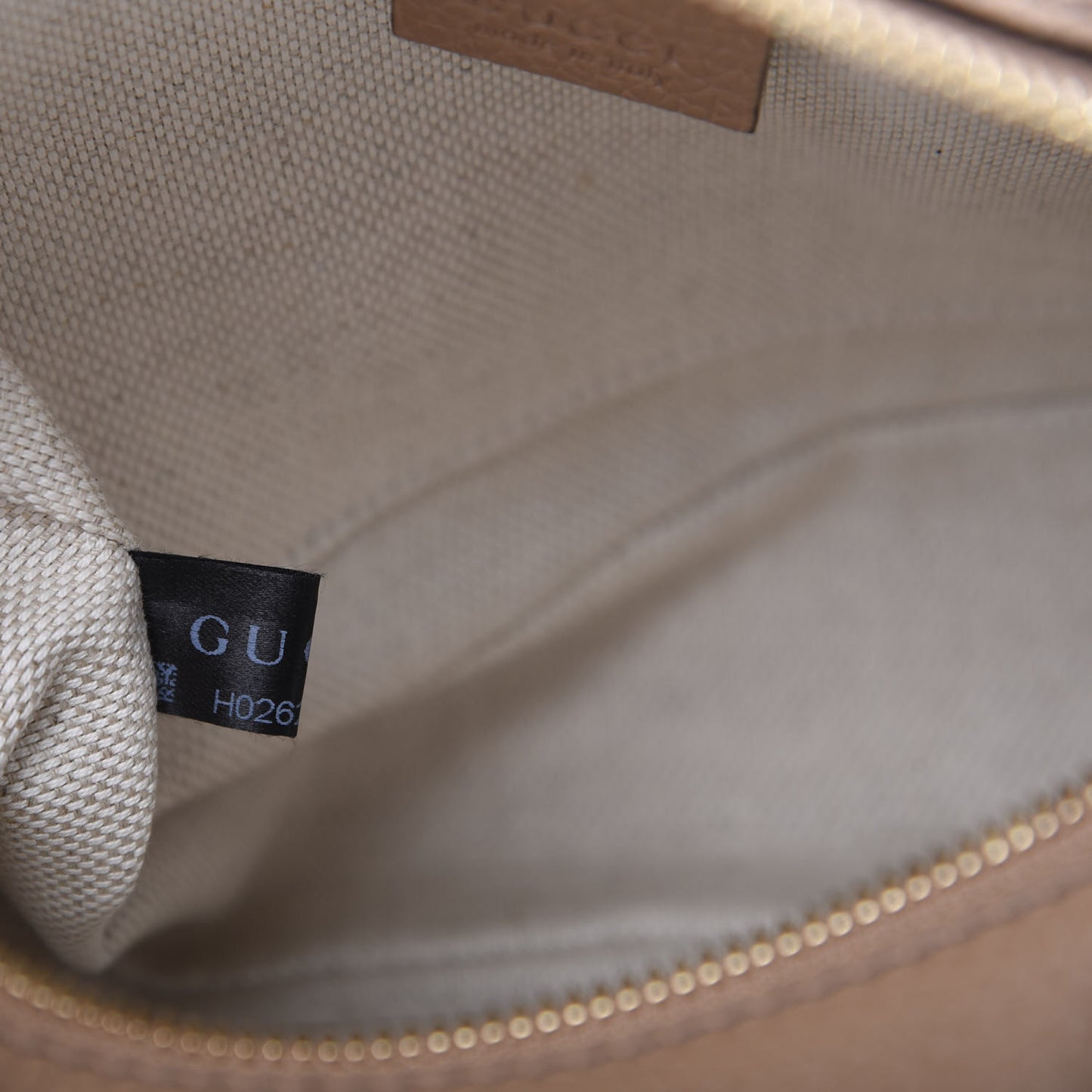 Pebbled Calfskin Small Soho Disco Bag Camelia