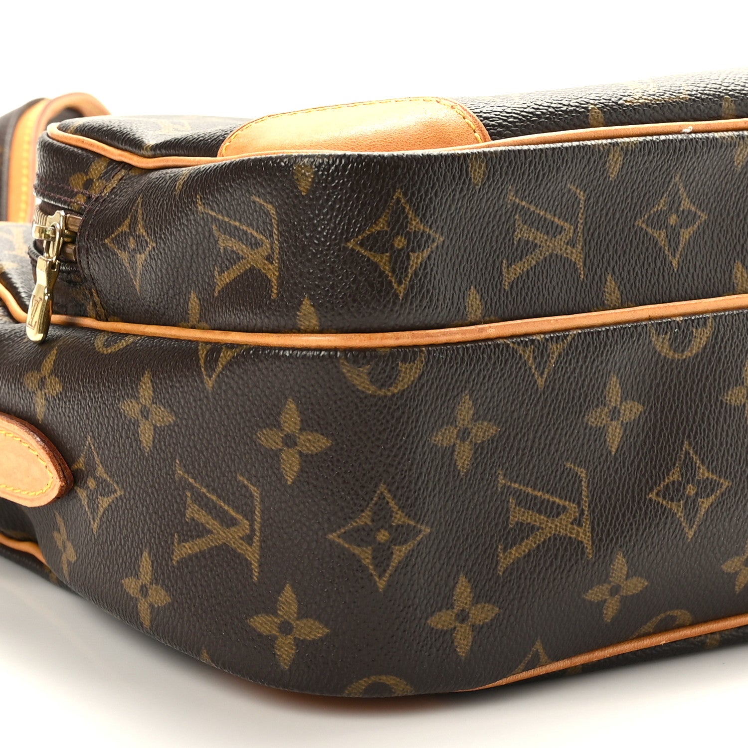 Louis Vuitton Monogram Nil 28 8 of 9