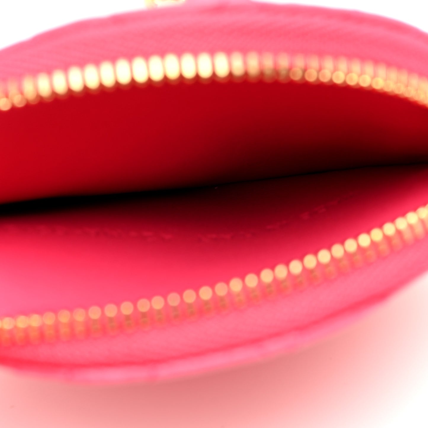 Supple Calfskin Cannage Round Caro Pouch With Chain Warm Fuchsia