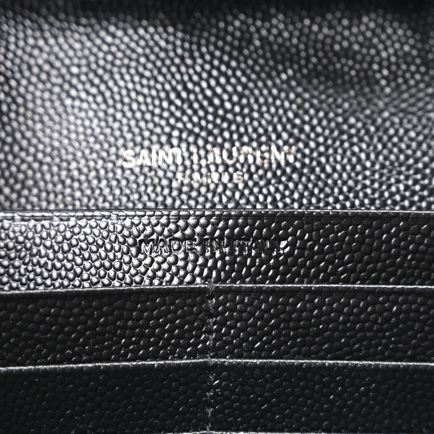 Grain De Poudre Matelasse Chevron Monogram Monochrome Chain Wallet Black