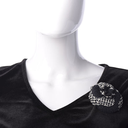 Chanel Tweed Camellia Pin Brooch Navy Blue White 2 of 4