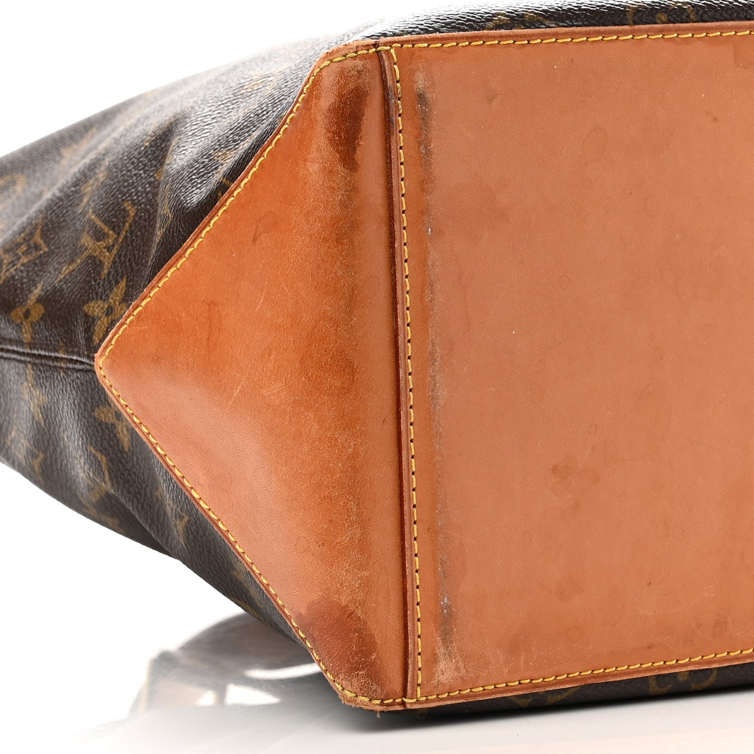 Louis Vuitton Monogram Cabas Mezzo 9 of 22