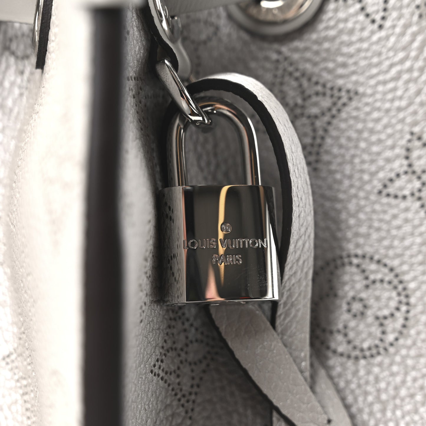 Metallic Mahina Muria Gris Souris