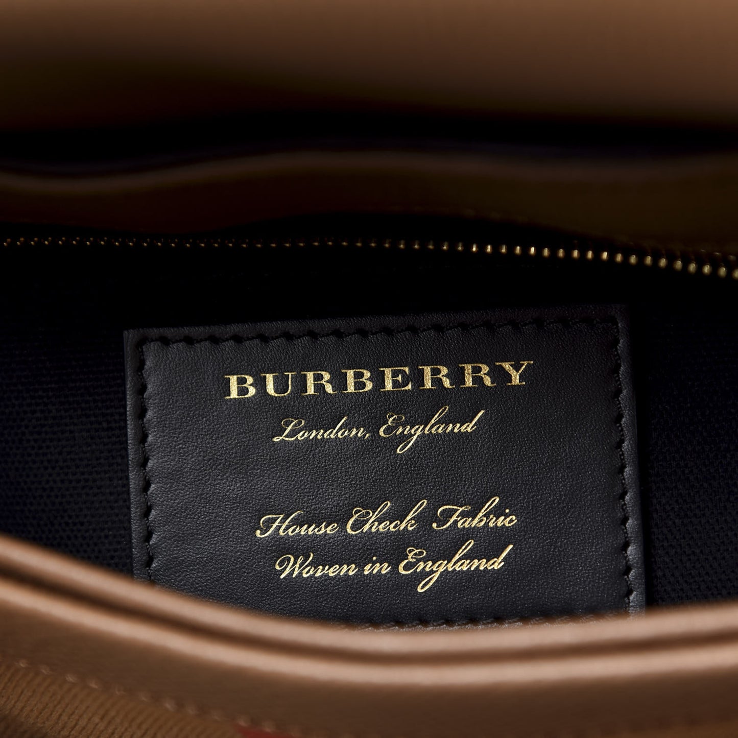 Derby Calfskin House Check Small Camberley Dark Sand