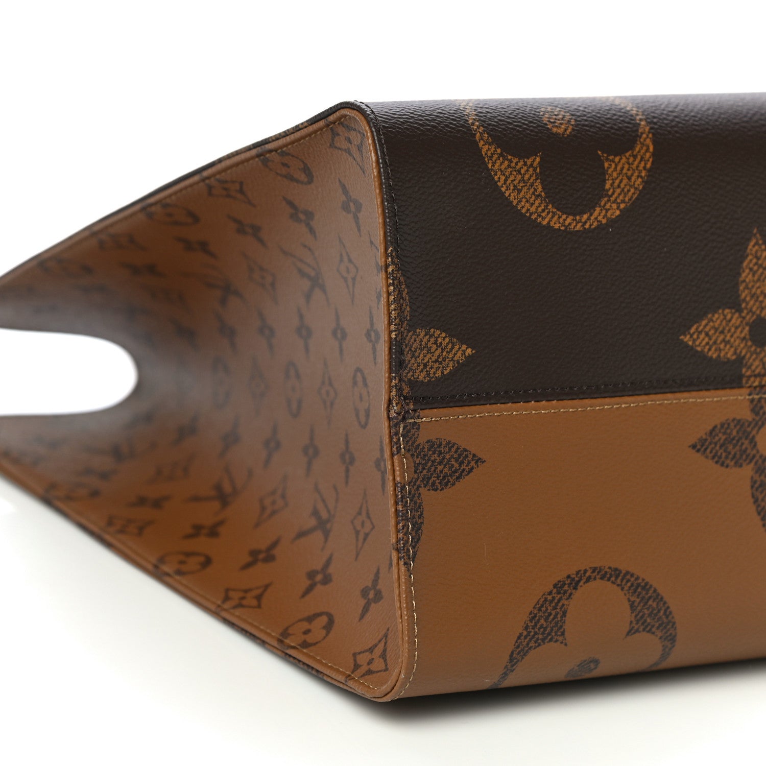 Louis Vuitton Reverse Monogram Giant Onthego GM 8 of 10