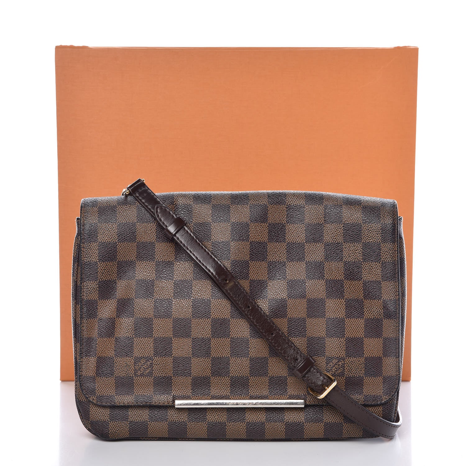 Louis Vuitton Damier Ebene Hoxton GM 14 of 14