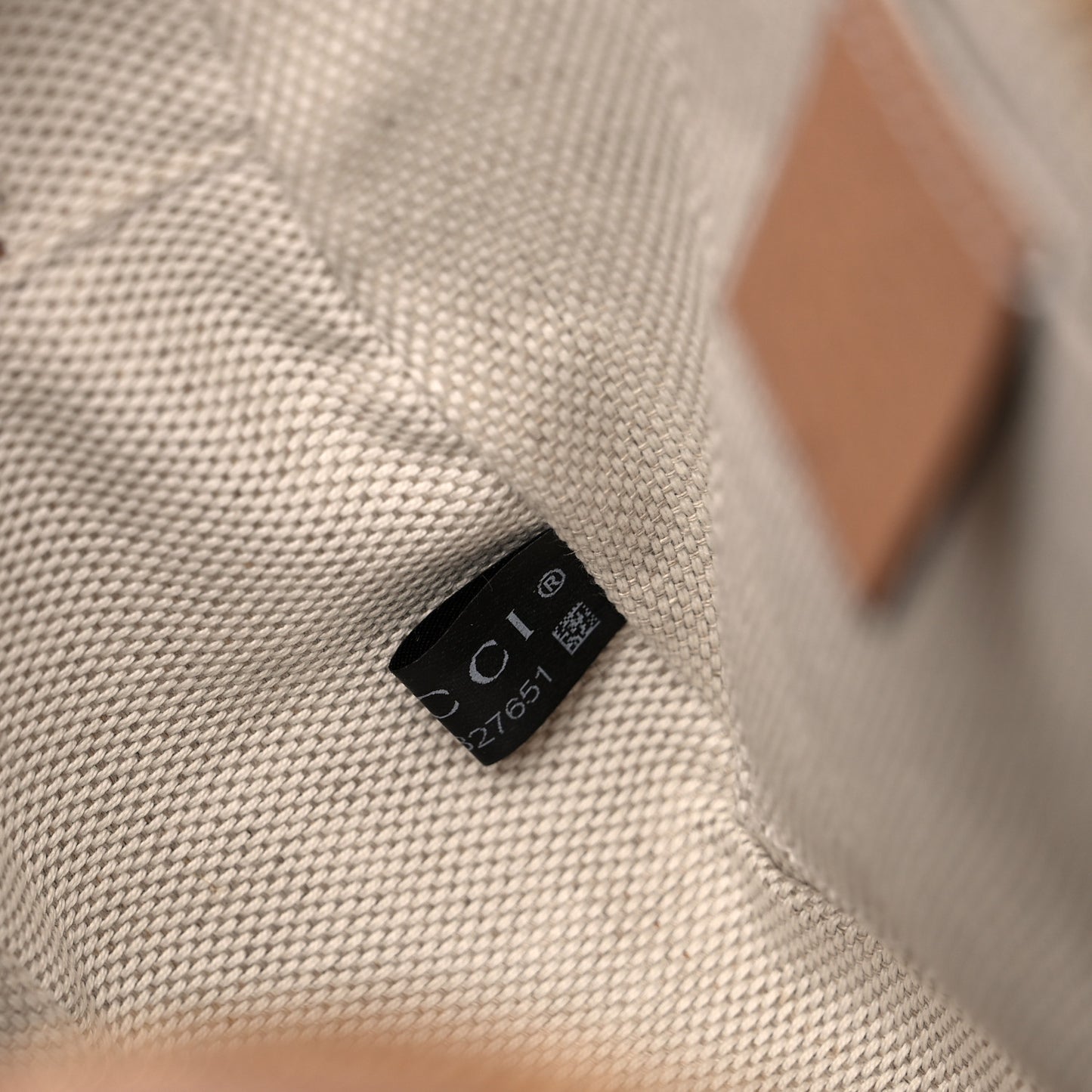 Pebbled Calfskin Small Soho Disco Bag Camelia