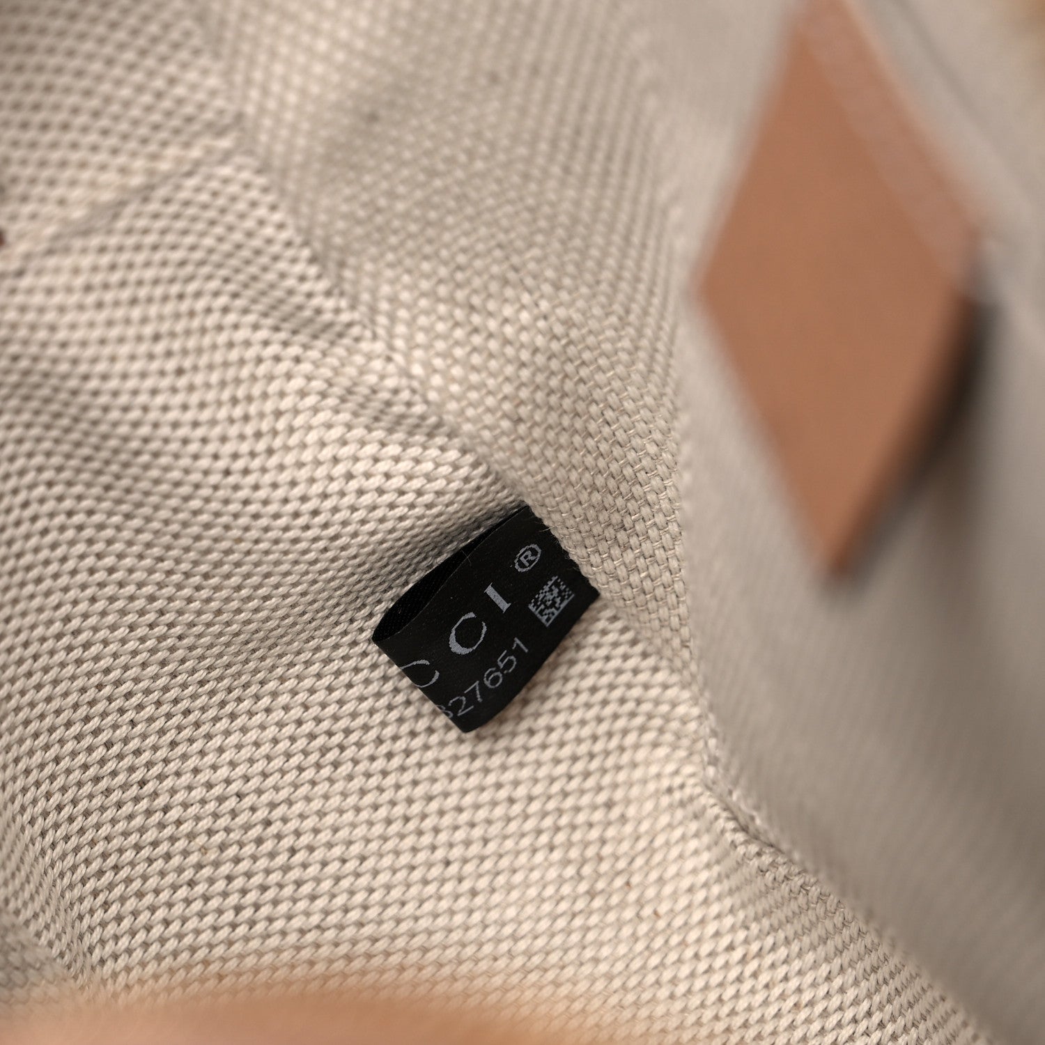 Gucci Pebbled Calfskin Small Soho Disco Bag Camelia 8 of 10