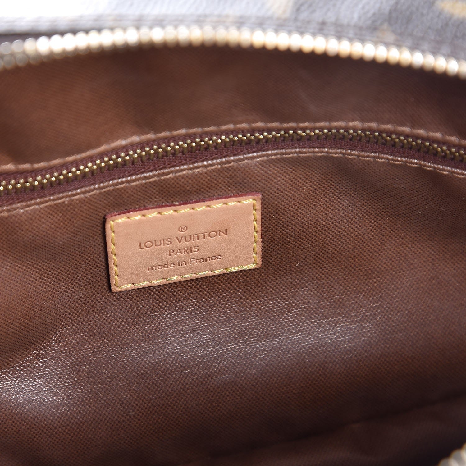 Louis Vuitton Monogram Toiletry Bag 25 6 of 8