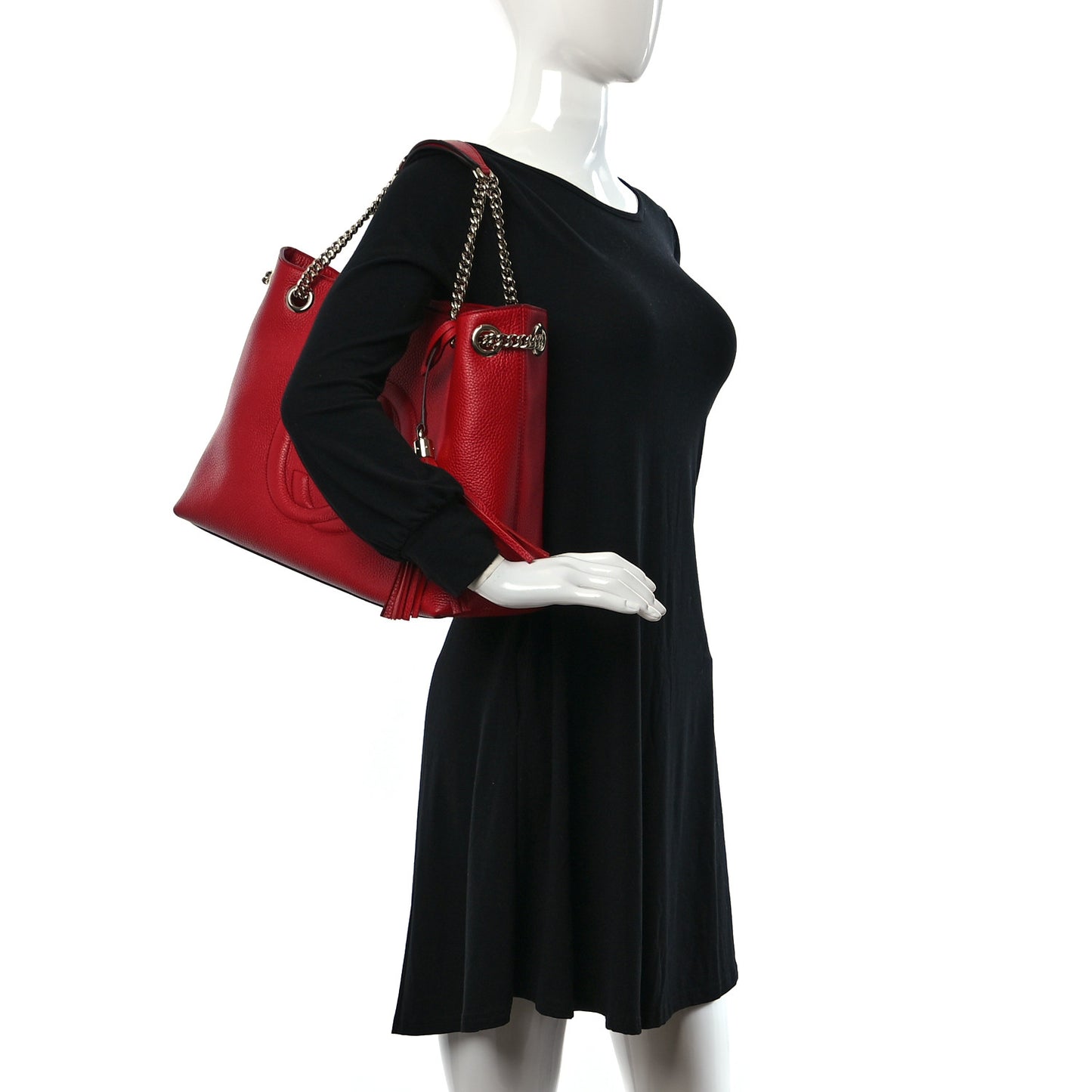 Pebbled Calfskin Medium Soho Chain Shoulder Bag Tabasco Red