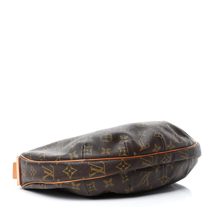 Louis Vuitton Monogram Croissant MM 4 of 16