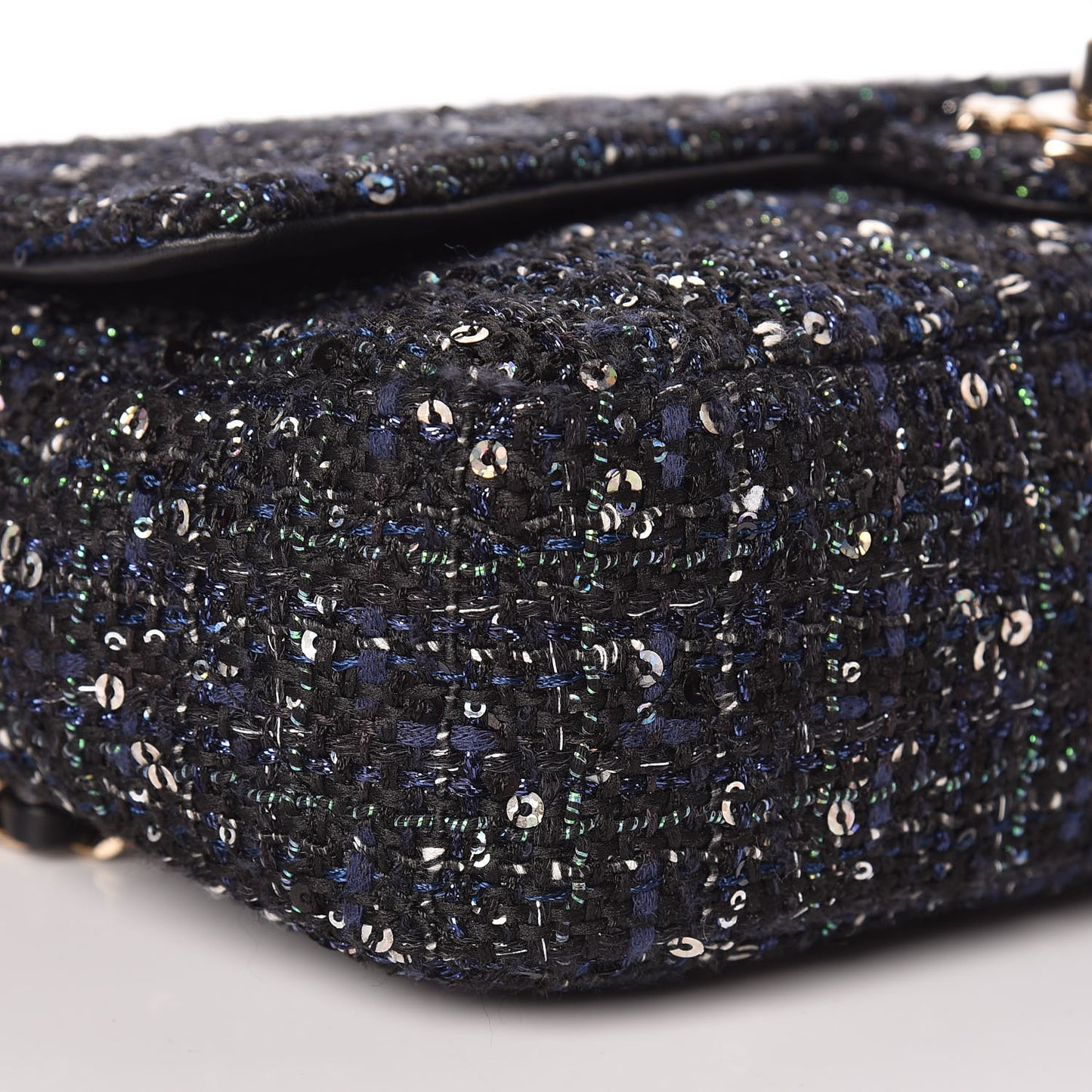 Tweed Medium Pearl Handle Flap Black Ecru