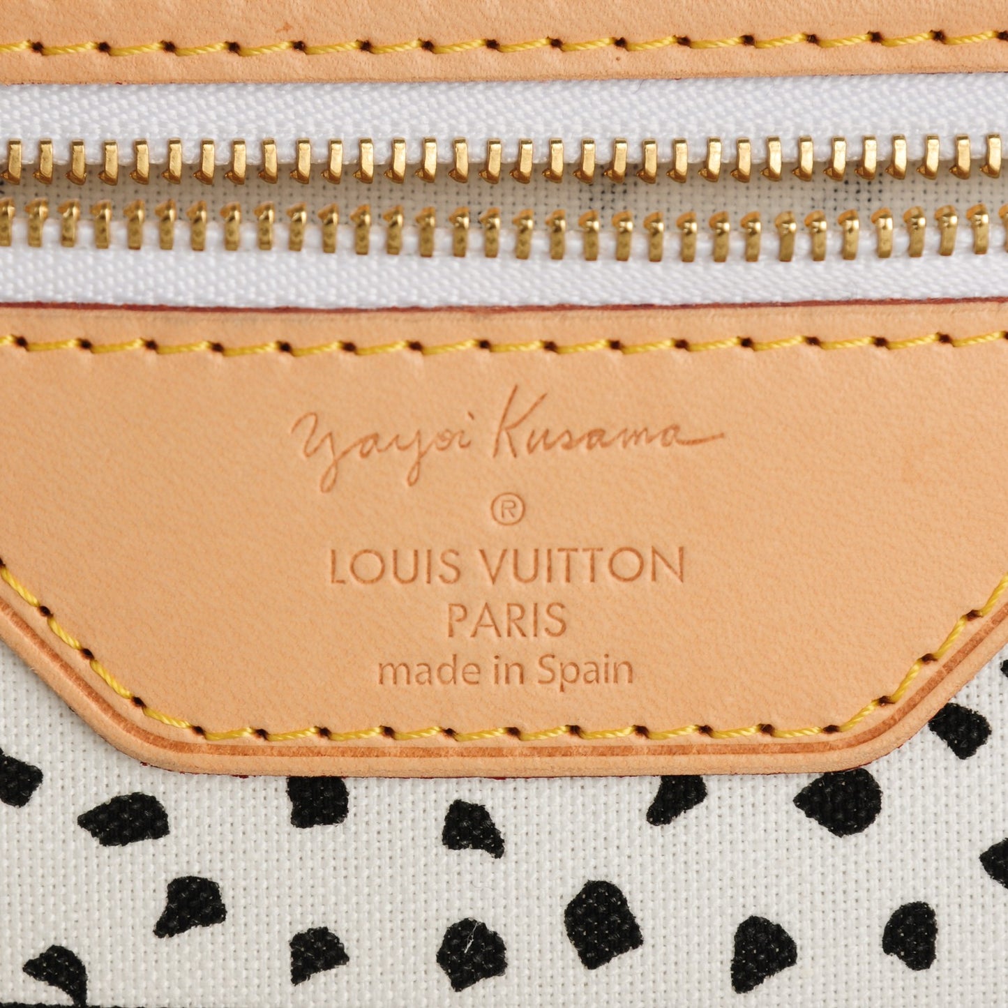 Monogram Kusama Waves Neverfull MM White