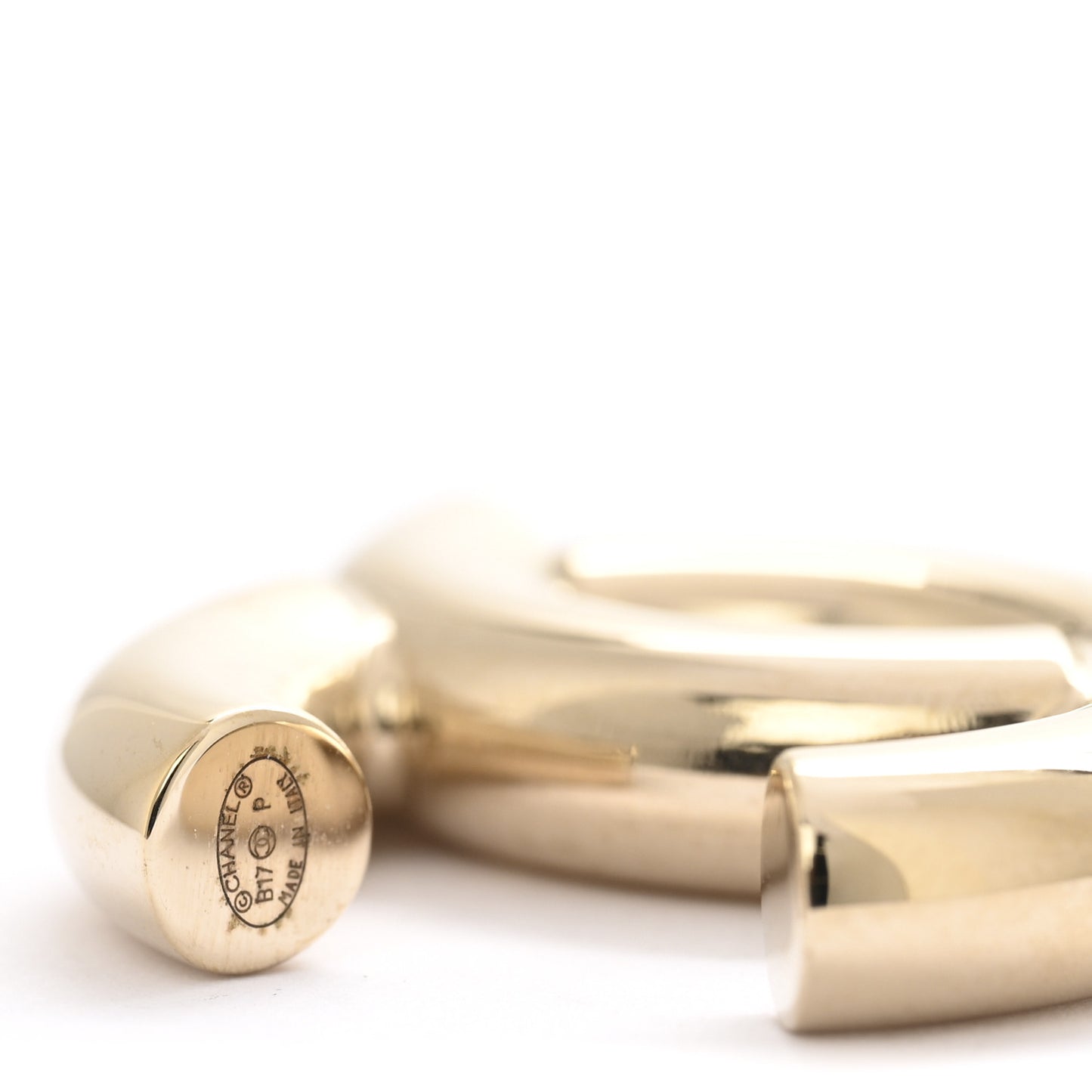 Metal Large CC Earrings Light Gold