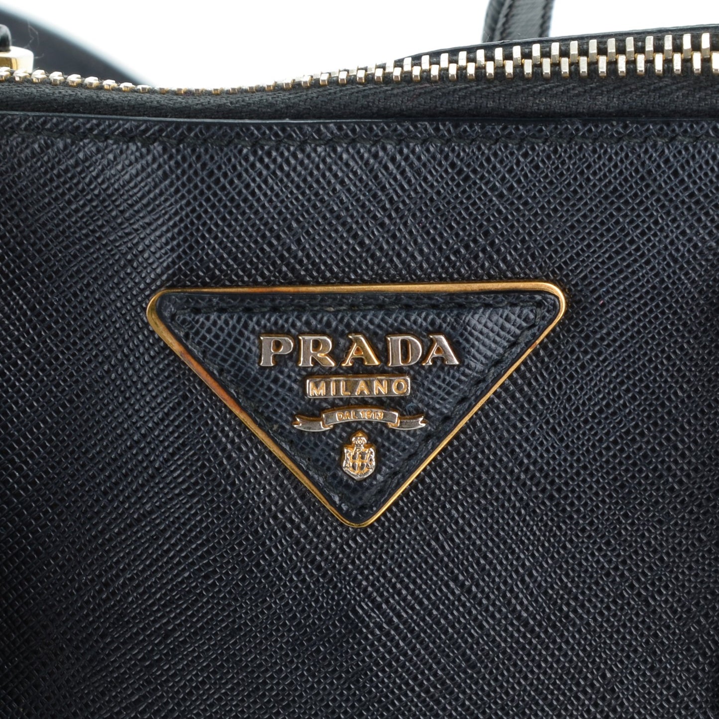 Saffiano Lux Medium Promenade Tote Black