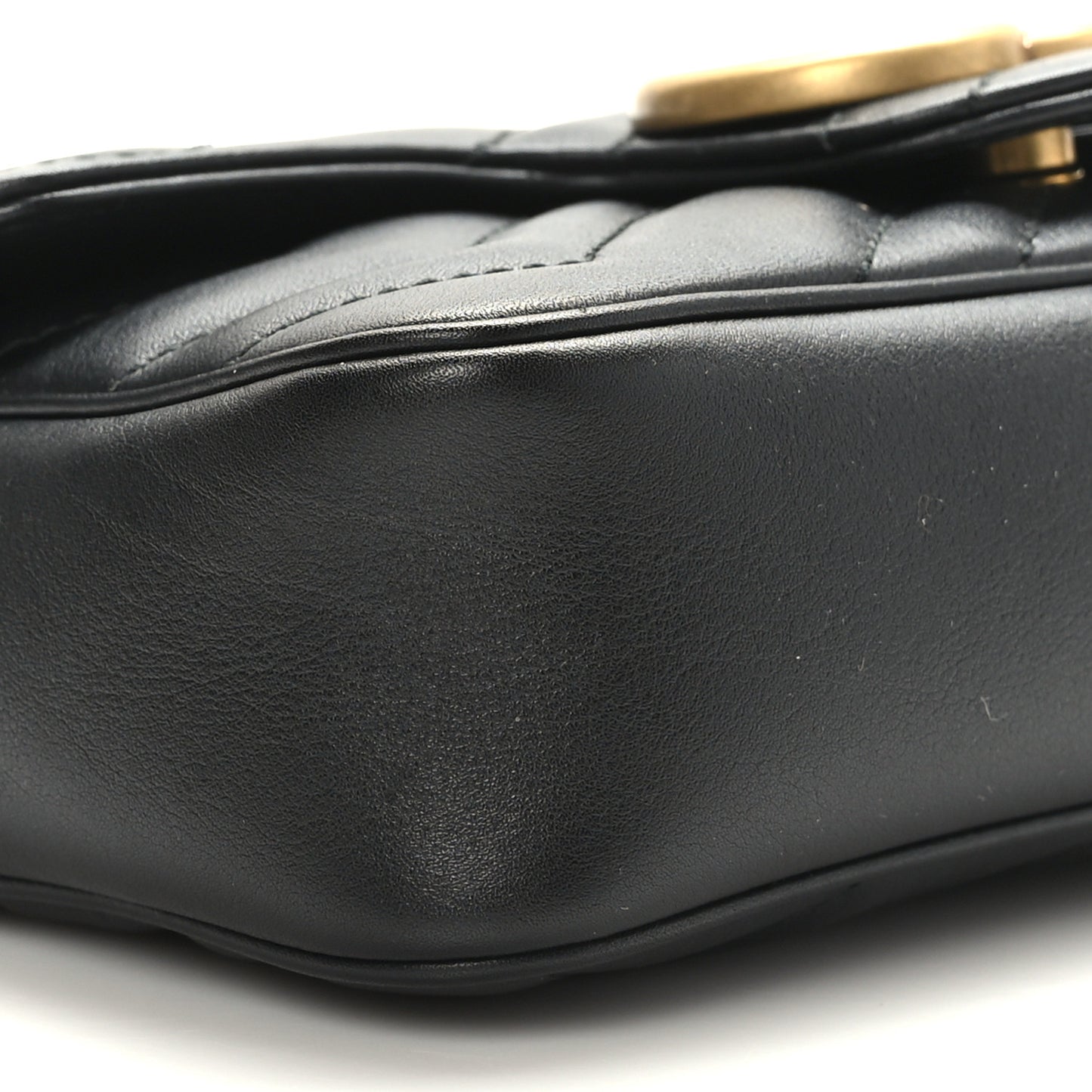 Calfskin Matelasse Super Mini GG Marmont Shoulder Bag Black