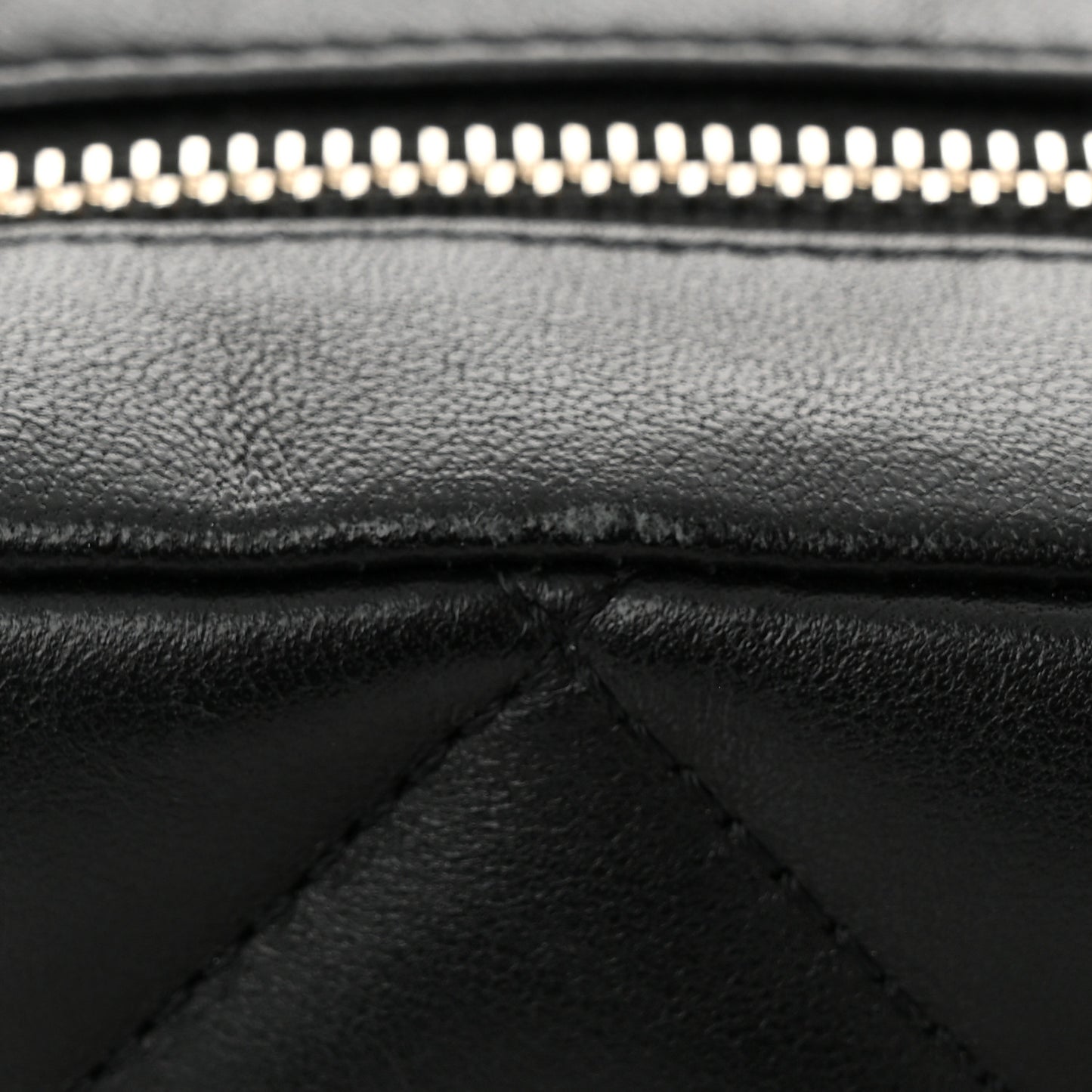 Lambskin Quilted Pearl Chain Camera Case Black