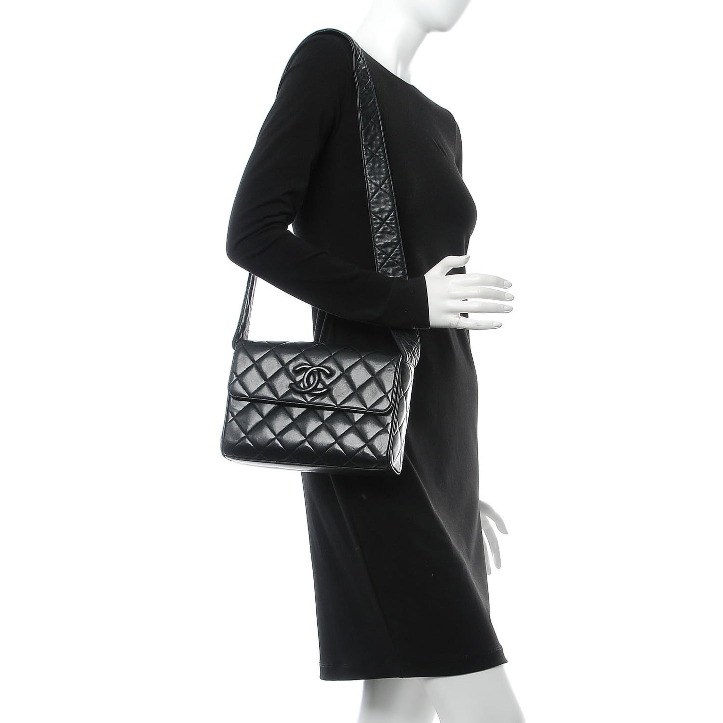 Lambskin Quilted CC Flap Shoulder Bag Black