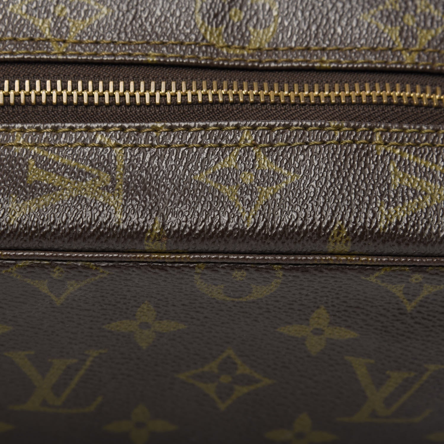 Louis Vuitton Monogram Trousse Toilette 28 11 of 11
