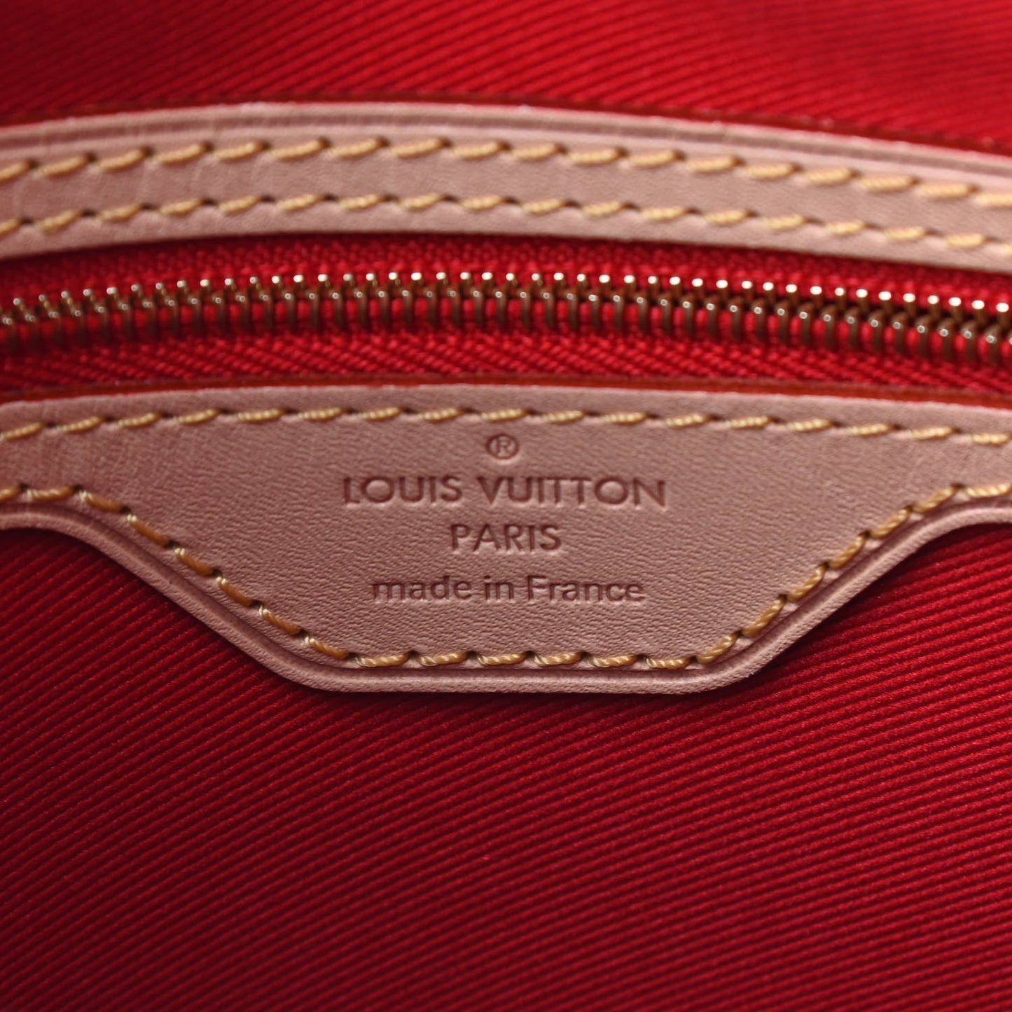 Monogram Carry It