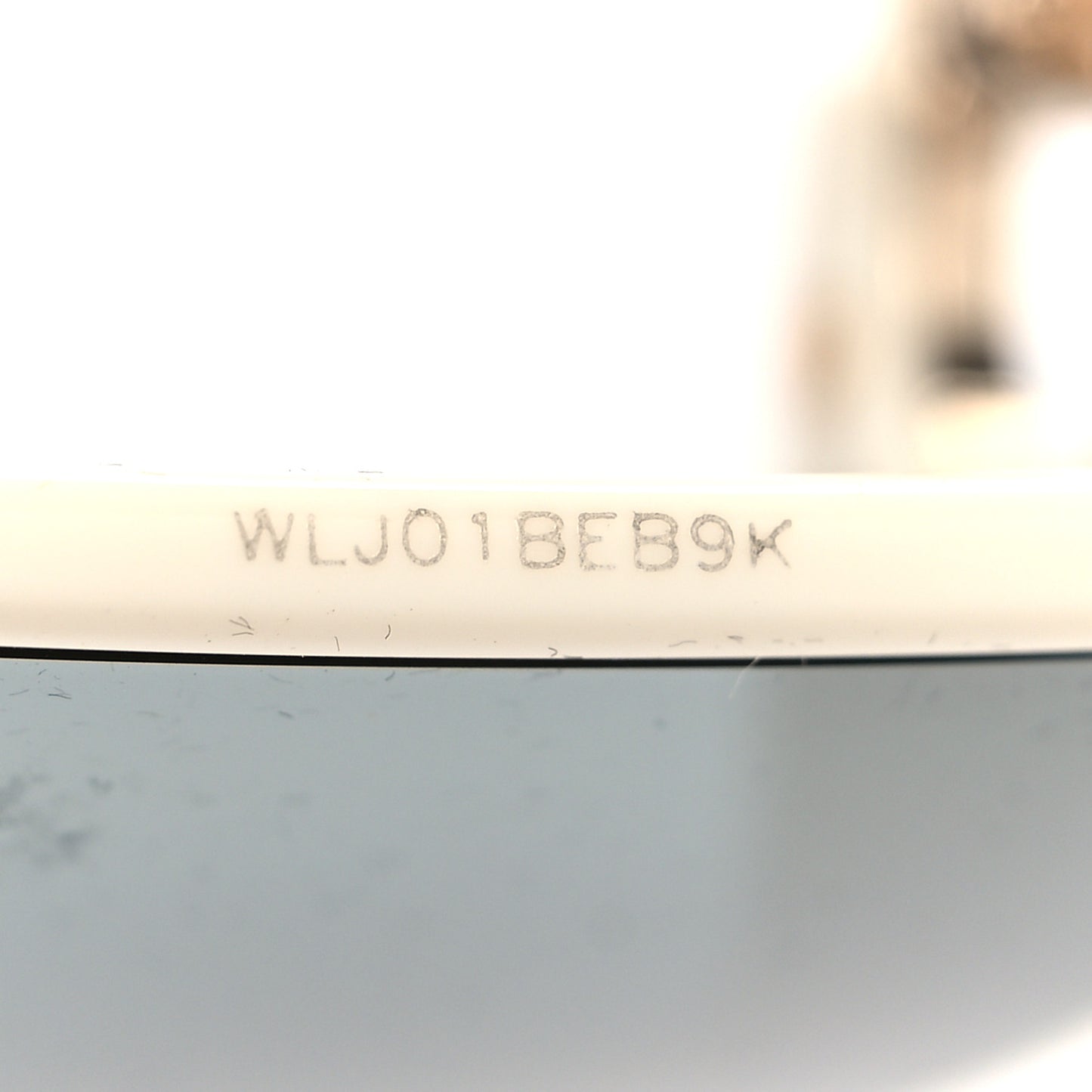 Square 30 Montaigne Sunglasses White