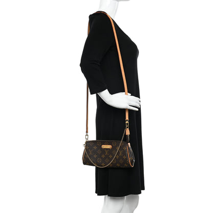 Louis Vuitton Monogram Eva Clutch 2 of 10