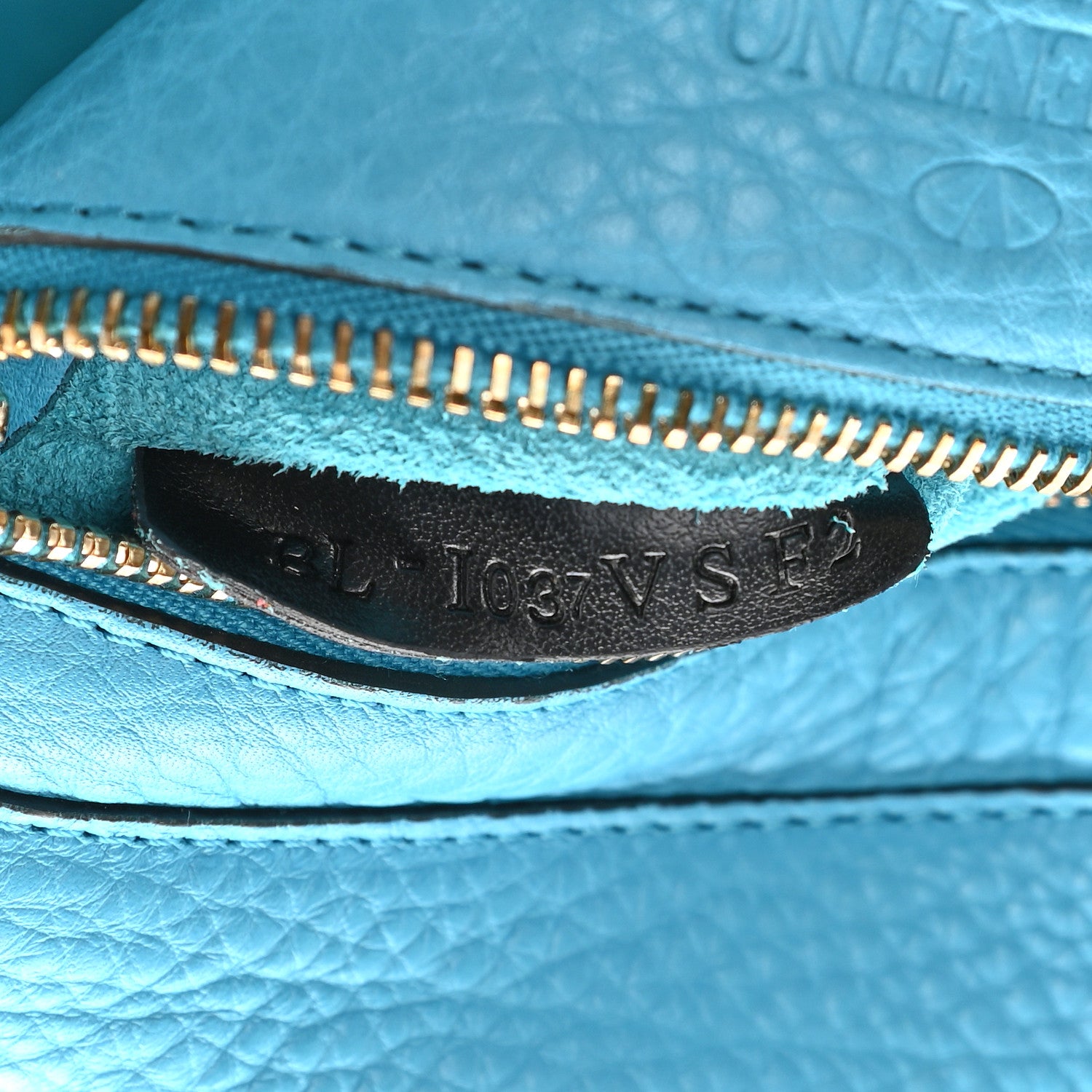 Valentino Garavani Pebbled Calfskin Small Rockstud Tote Parrot 7 of 9