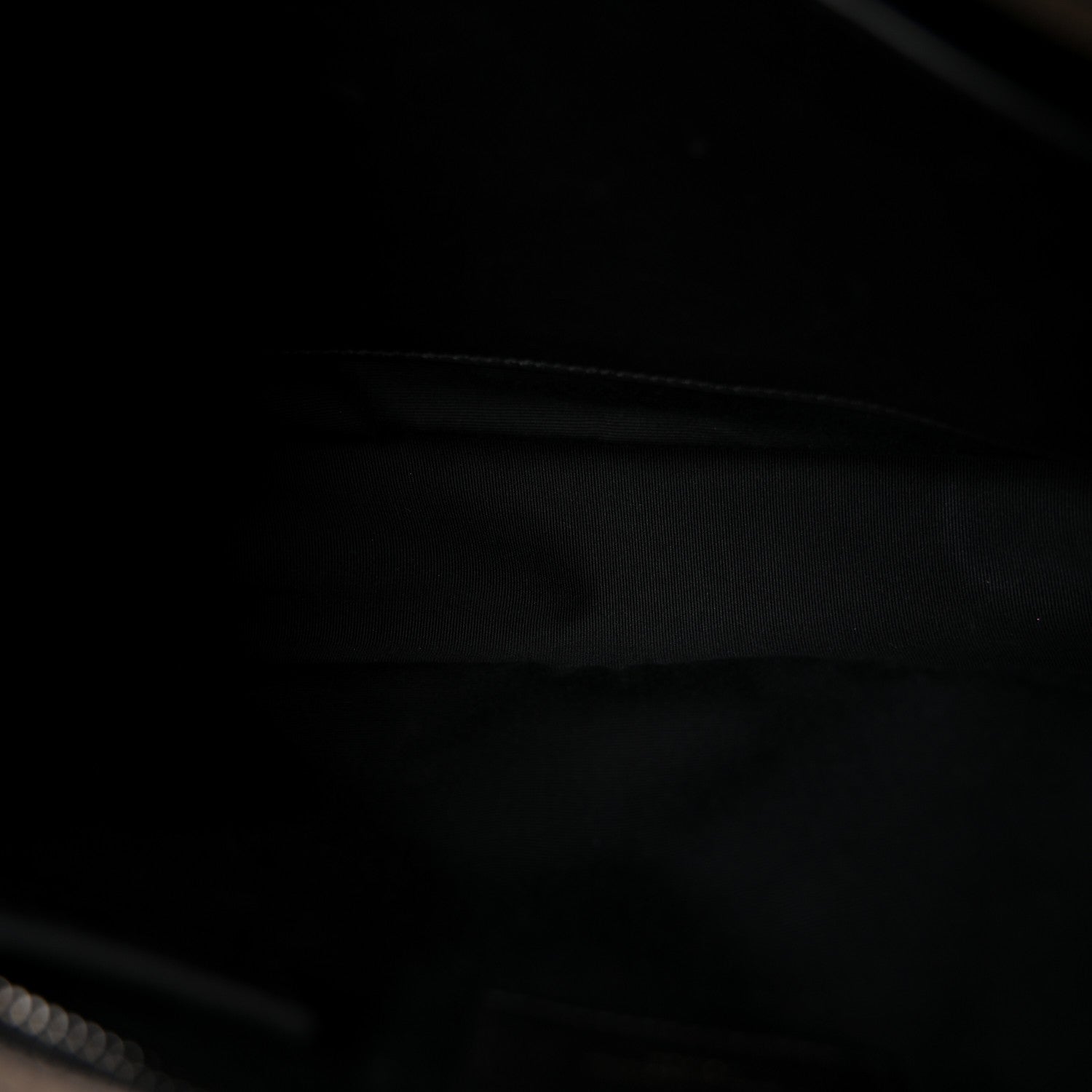 Saint Laurent Crinkled Calfskin Matelasse Monogram Medium Niki Chain Satchel Light Natural 5 of 10