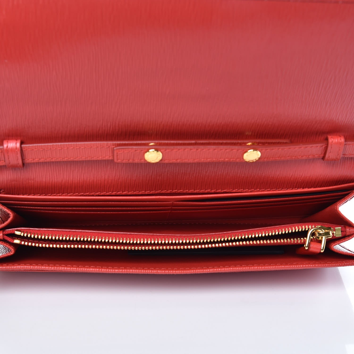 Prada Vitello Move Metal Oro Chain Wallet Lacca 5 of 7
