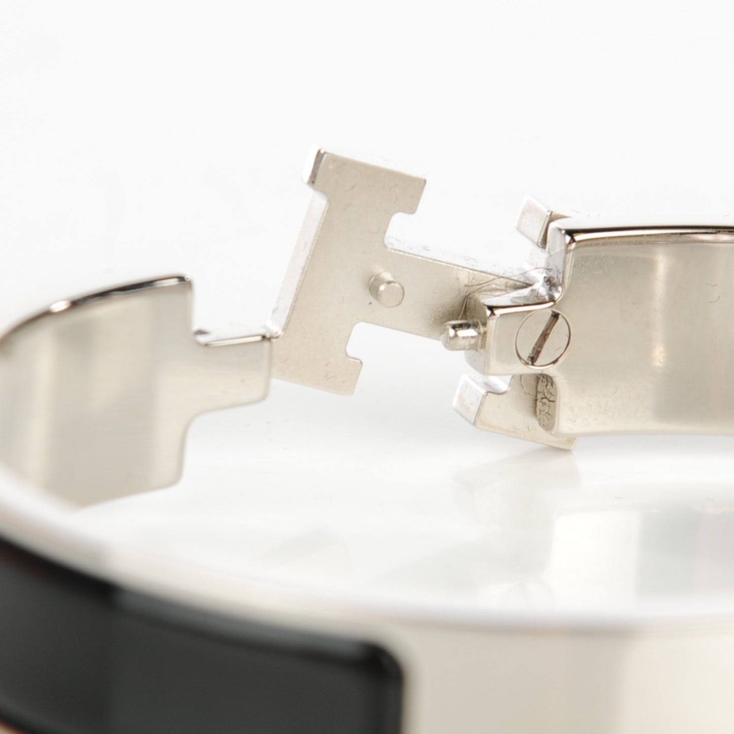 Enamel Narrow Clic Clac H Bracelet GM Black