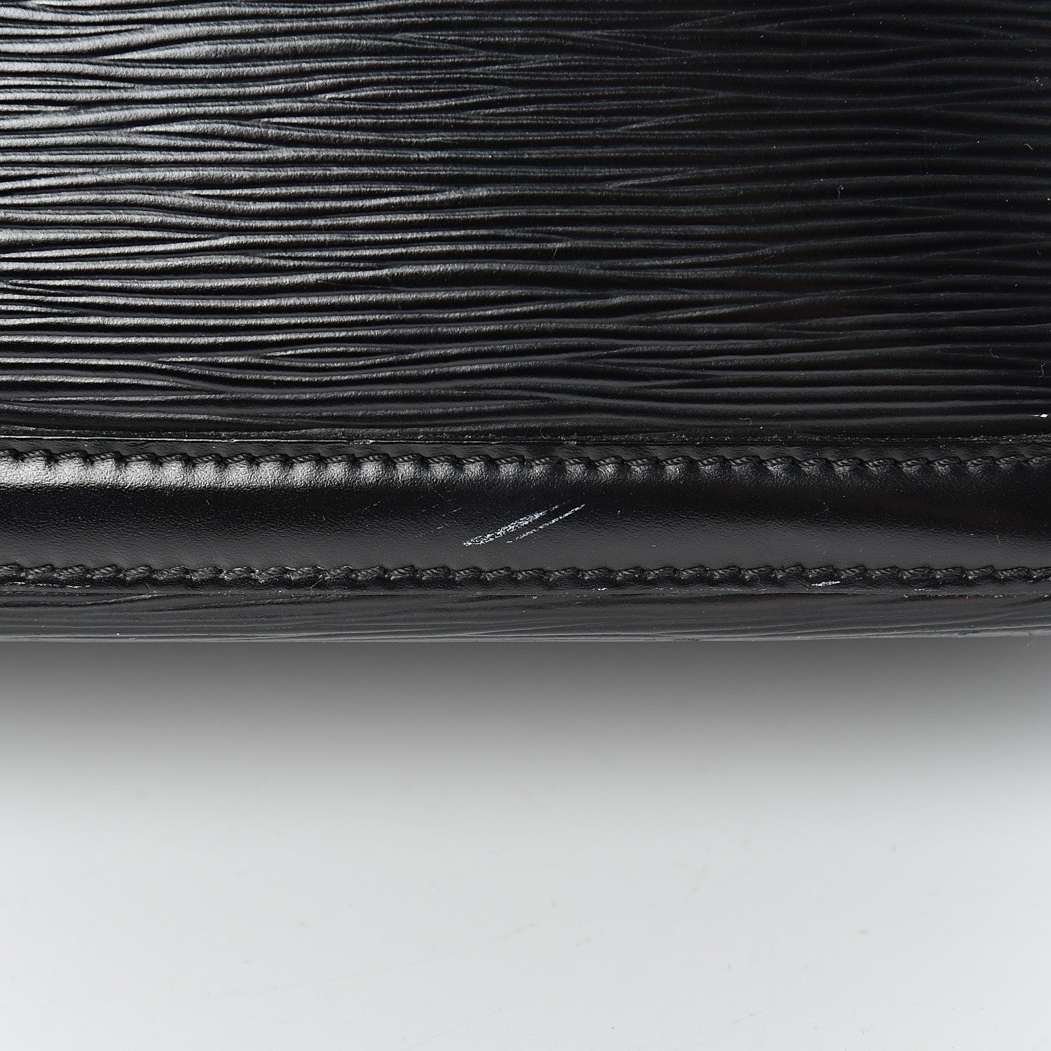 Louis Vuitton Epi Lussac Black 19 of 25