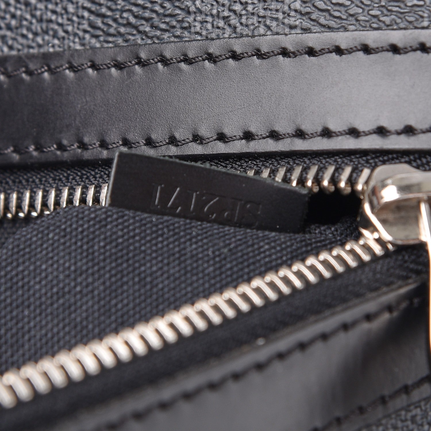 Louis Vuitton Damier Graphite Mick GM 7 of 7
