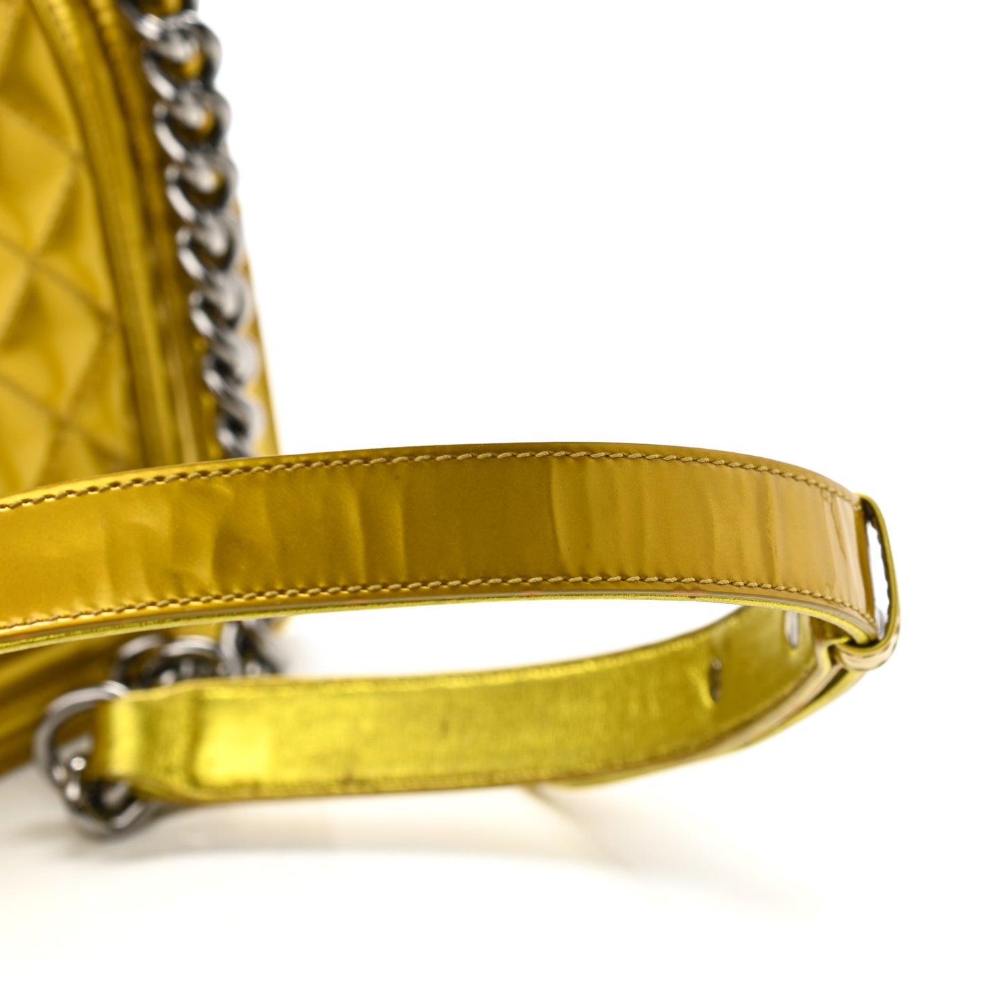 Metallic Patent Calfskin Quilted Medium Boy Flap Gold