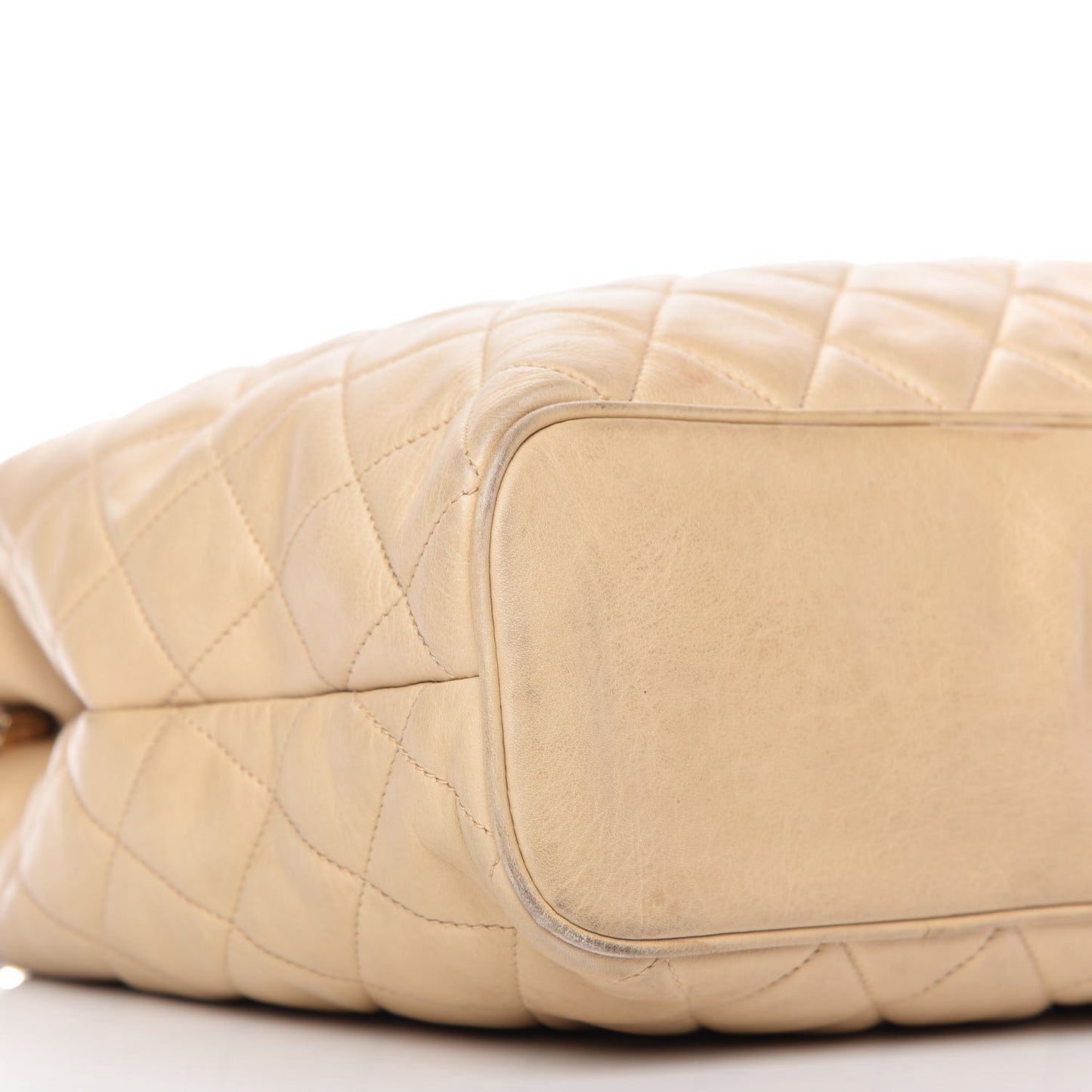 Lambskin Quilted Shoulder Bag Beige