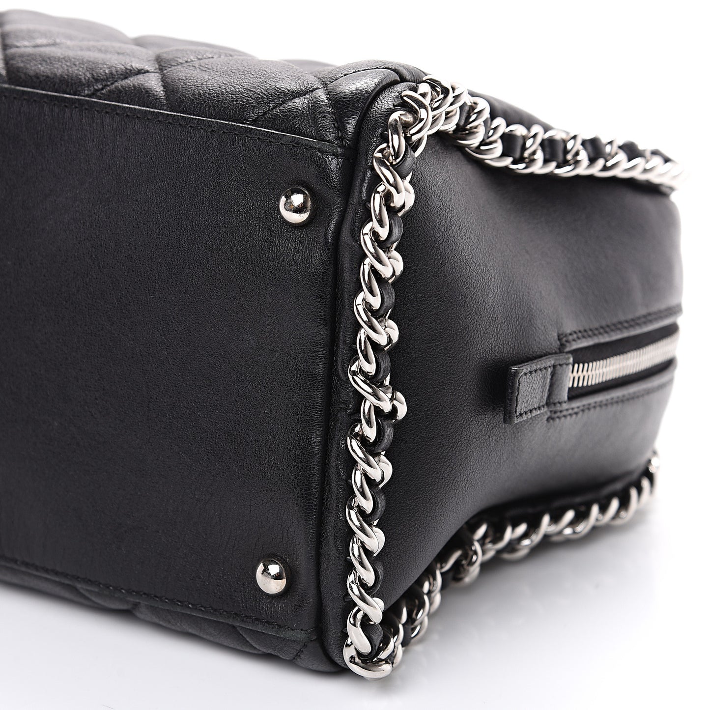 Calfskin Chain Around Bowler Black